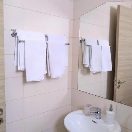 Villa T&e Larnaca