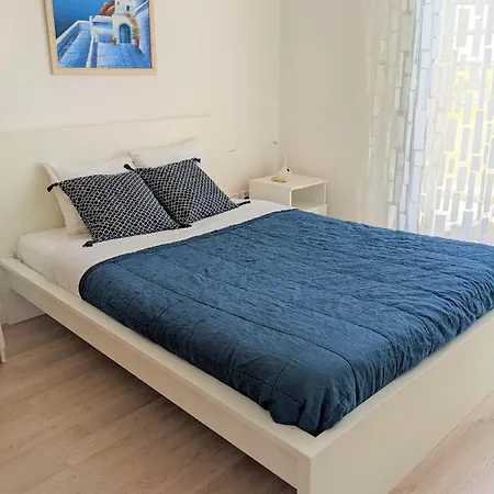 Villa T&e *
